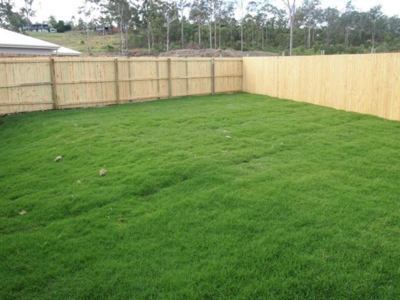 9 Willow Rise Dr, Waterford QLD 4133