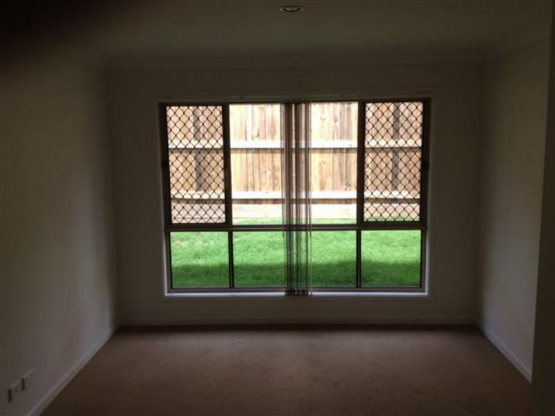 33 Bellflower Cres, Mount Cotton QLD 4165