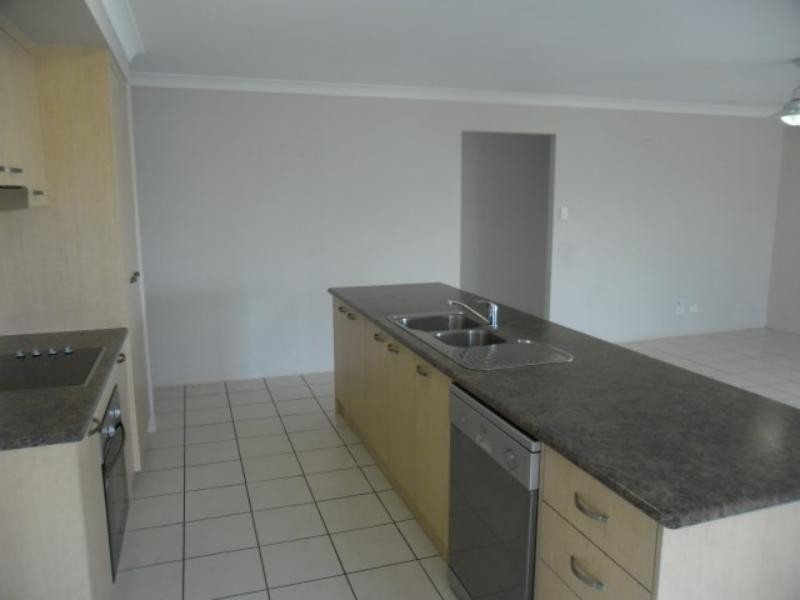 7 Fiddlewood St, Victoria Point QLD 4165