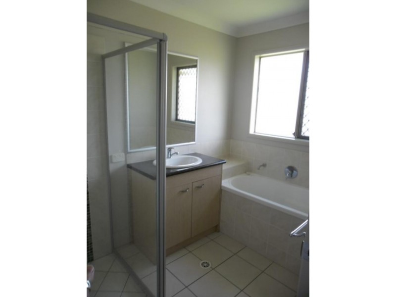 7 Fiddlewood St, Victoria Point QLD 4165