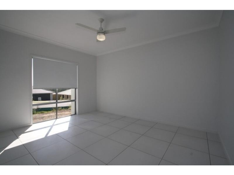 107 Whitmore Cres, Goodna QLD 4300