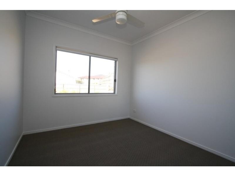 107 Whitmore Cres, Goodna QLD 4300