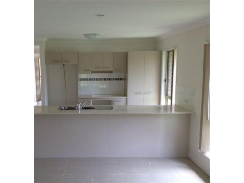 33 Bellflower Cres, Mount Cotton QLD 4165