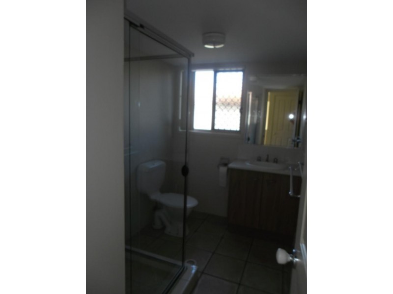 15 Glenbrook Ave, Victoria Point QLD 4165