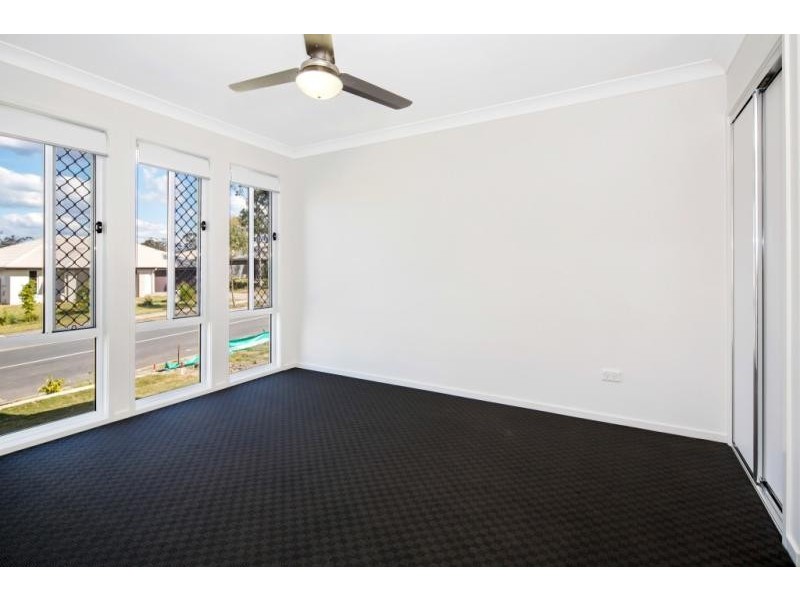 3B Dillon  Ave, Augustine Heights QLD 4300
