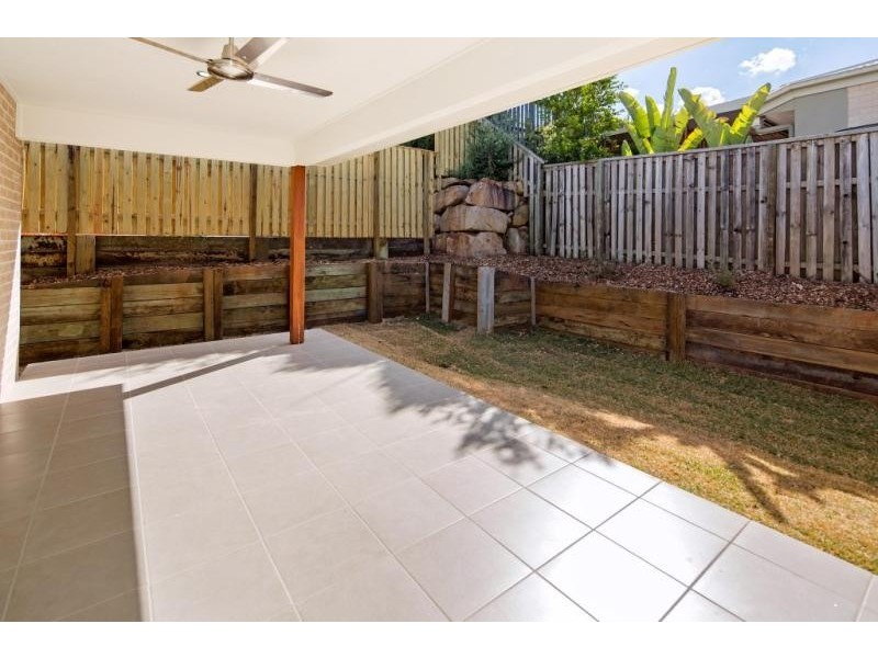 3B Dillon  Ave, Augustine Heights QLD 4300