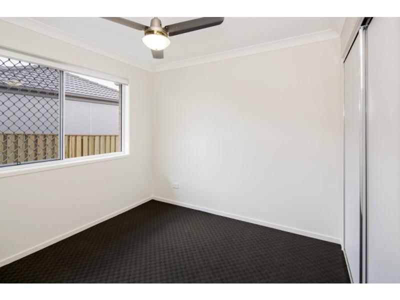3A Dillon  Ave, Augustine Heights QLD 4300