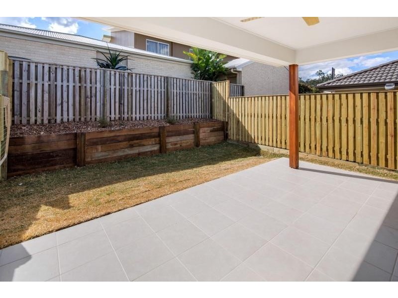 3A Dillon  Ave, Augustine Heights QLD 4300