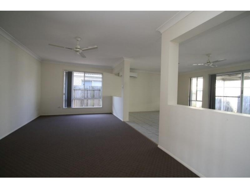 7 GREVILLEA Pl, Bridgeman Downs QLD 4035