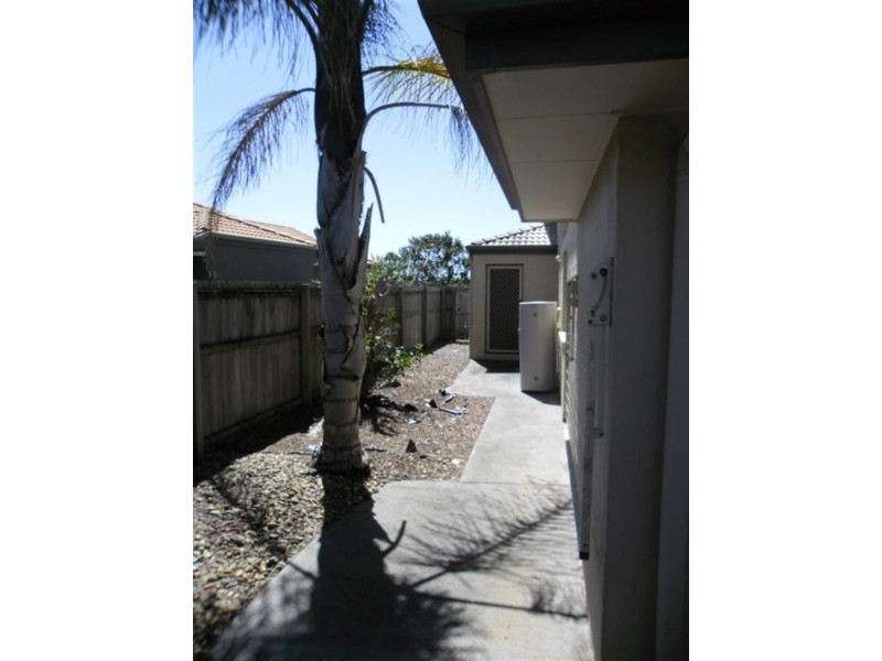 7 Pinecrest Pl, Victoria Point QLD 4165