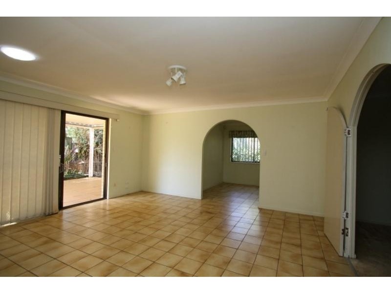 6 Dome St, Eight Mile Plains QLD 4113