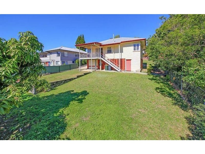 6 Breslin St, Carina QLD 4152