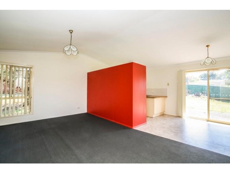 24 Tregana Ct, Edens Landing QLD 4207