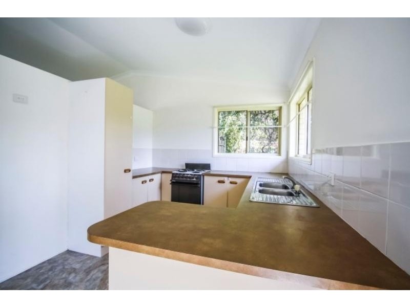 24 Tregana Ct, Edens Landing QLD 4207