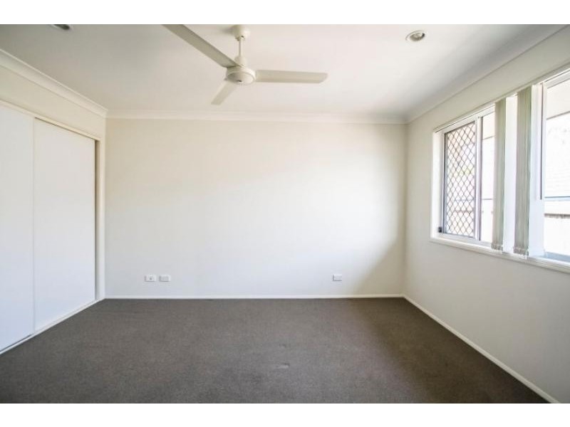 5 Statham Ct, Redbank Plains QLD 4301