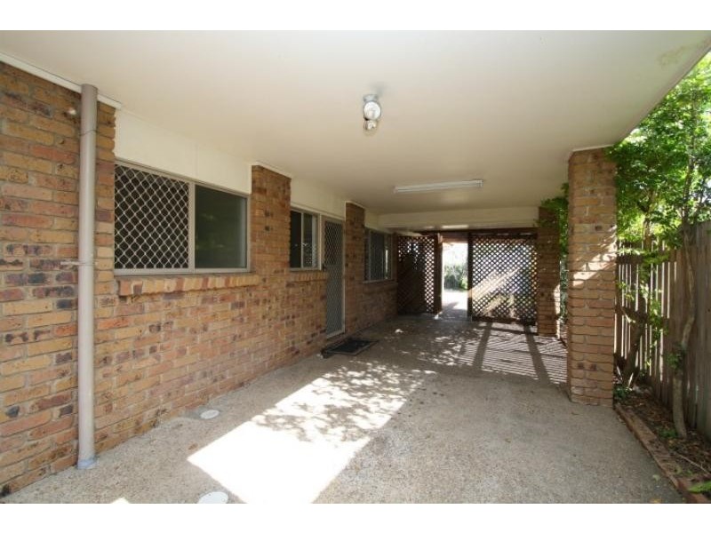 4 Elton St, Daisy Hill QLD 4127