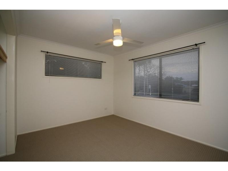 8 Benfer  Rd, Victoria Point QLD 4165