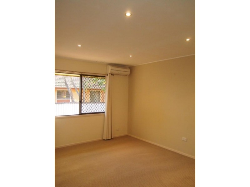 13 brown St, Lawnton QLD 4501