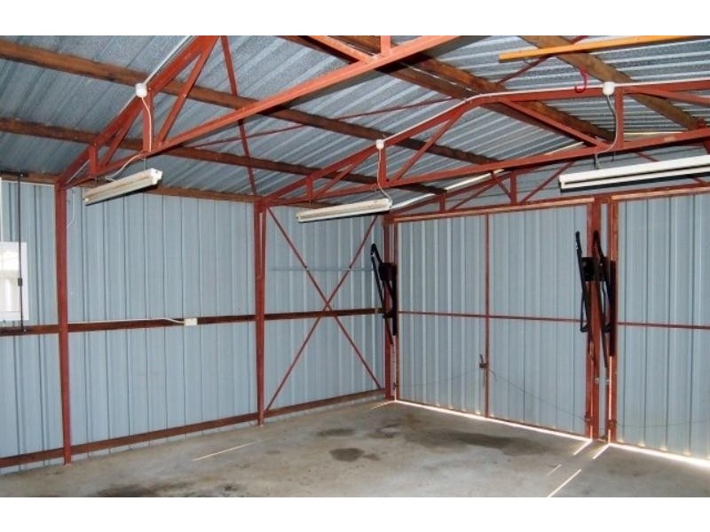 13 brown St, Lawnton QLD 4501