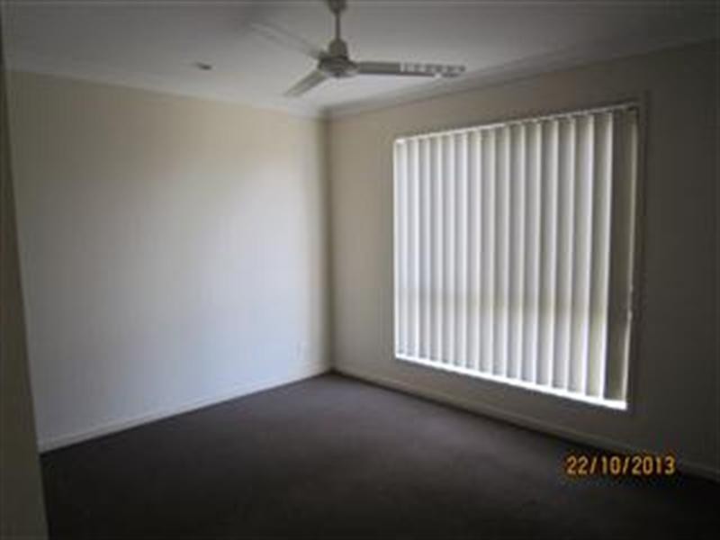 4 Vanessa Cl, Richlands QLD 4077