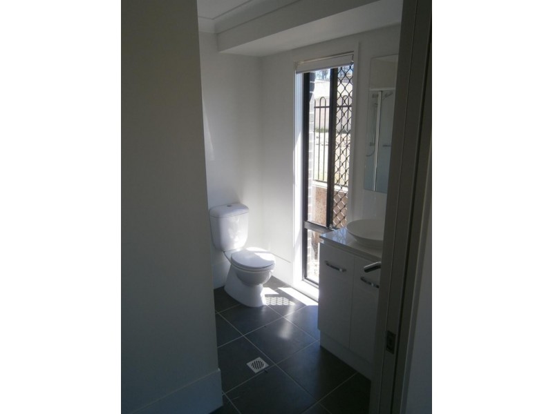 44 Sawmill Cct, Riverhills QLD 4074