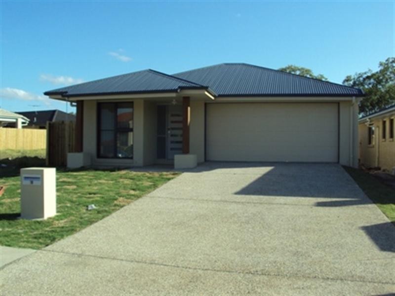 6 Patsy  Cres, Redbank Plains QLD 4301