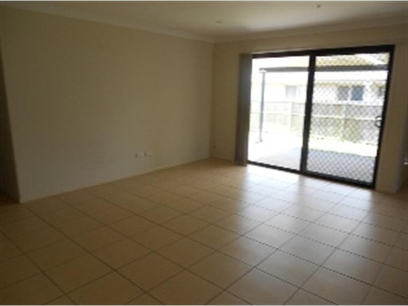 12 Webb Rd, Loganlea QLD 4131