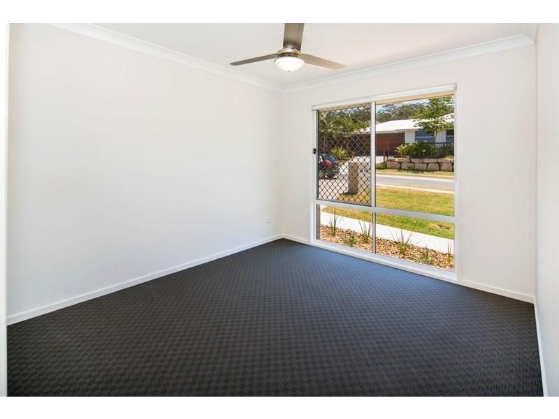6A Brigid Bend, Augustine Heights QLD 4300