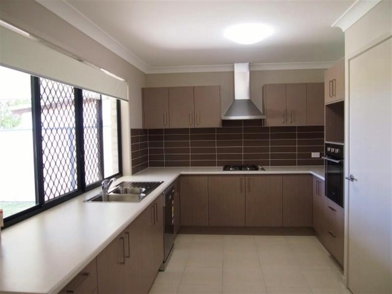 813 Nudgee Rd, Northgate QLD 4013