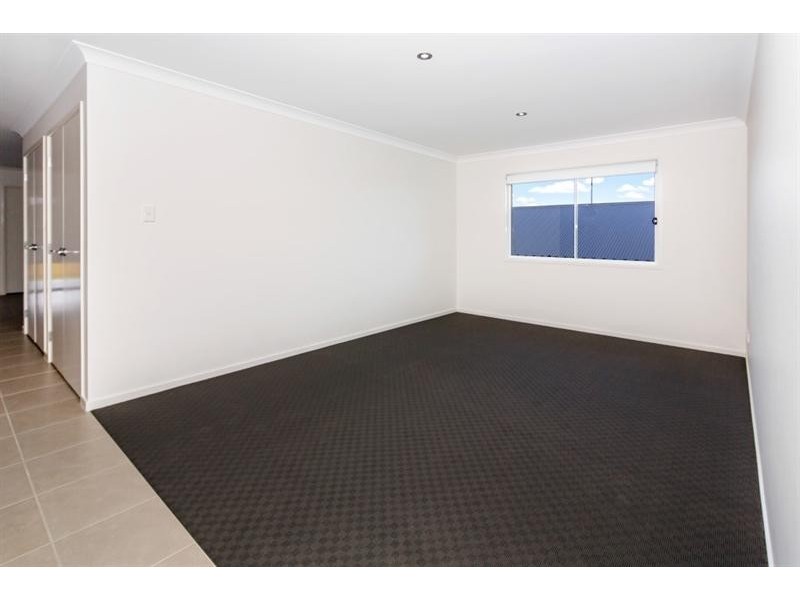 56 Sawmill Cct, Riverhills QLD 4074