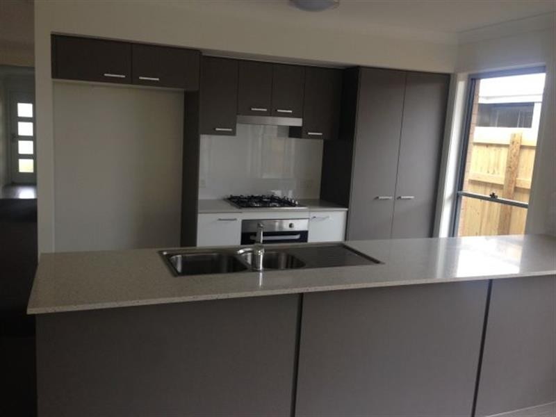 89 Brookside  Cct, Ormeau QLD 4208