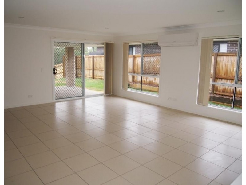 117 Grand Tce, Waterford QLD 4133