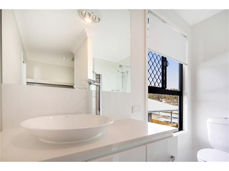 29A Inigo  Way, Augustine Heights QLD 4300