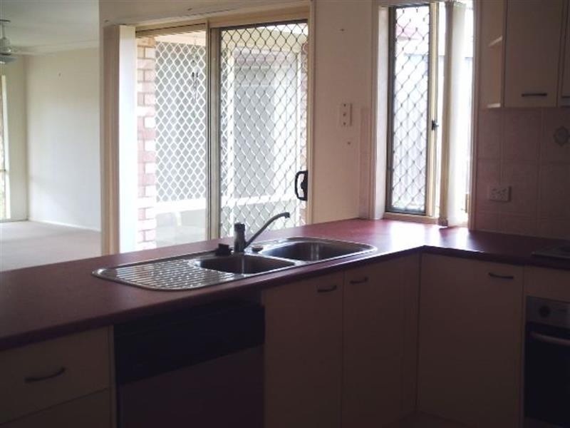 9 Flintwood St, Warner QLD 4500