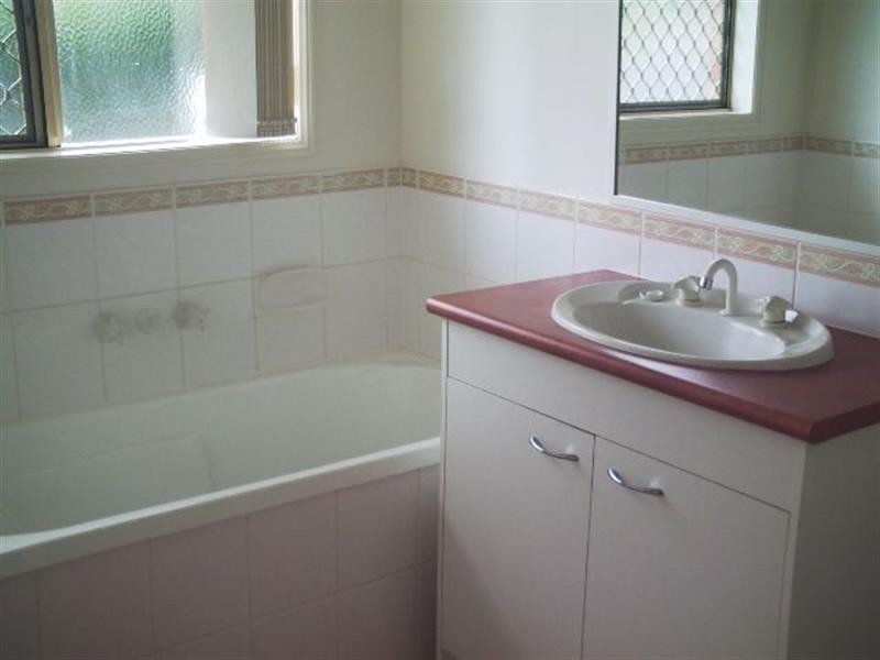 9 Flintwood St, Warner QLD 4500