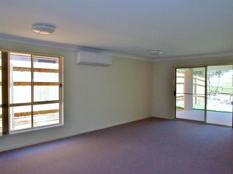 30  Hallvard Cres, Augustine Heights QLD 4300