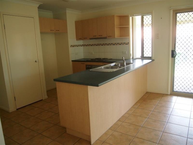 4 Glencoe Ct, Underwood QLD 4119