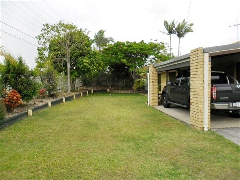 2 Stormbridge Ct, Daisy Hill QLD 4127