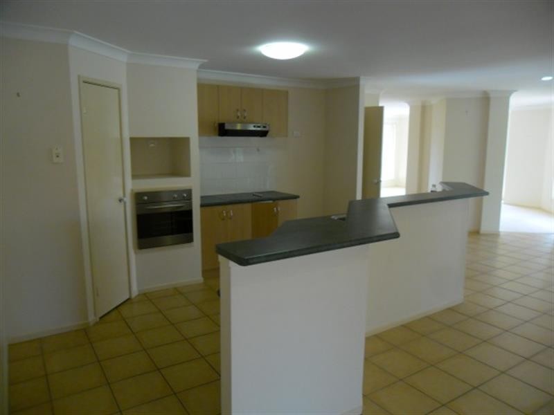 10  Fernwood Ct, Victoria Point QLD 4165