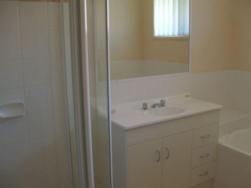 6 Culcita Ct, Victoria Point QLD 4165