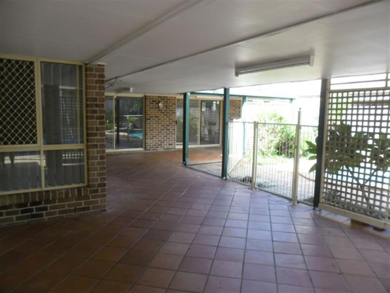 9 Charnley Ct, Shailer Park QLD 4128