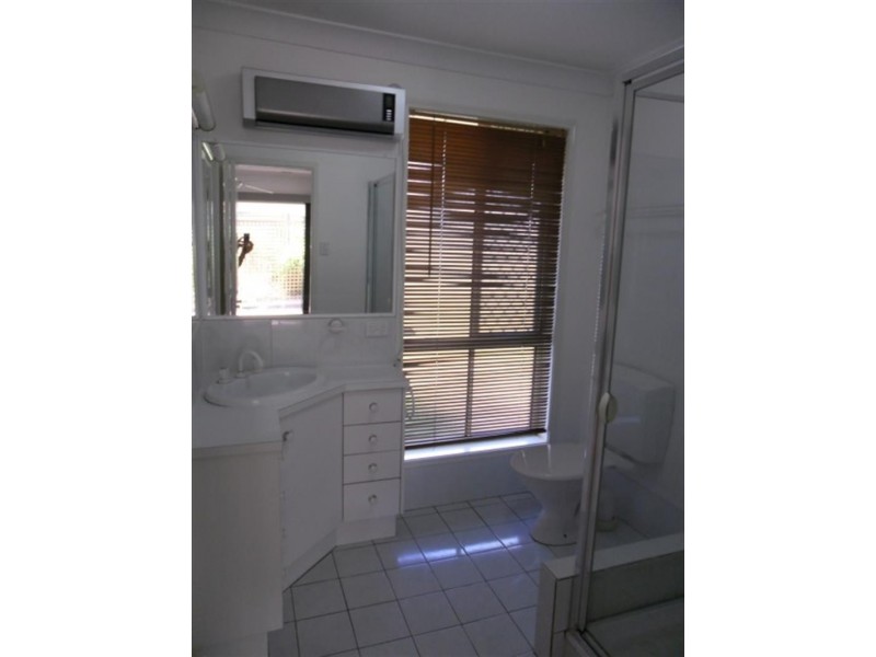 9 Charnley Ct, Shailer Park QLD 4128