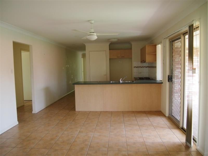 4 Glencoe Ct, Underwood QLD 4119