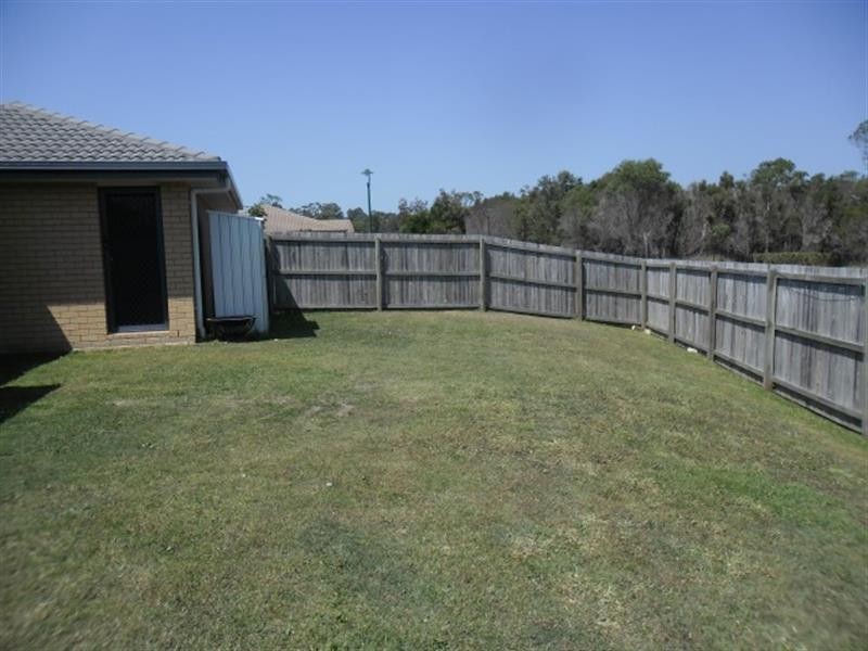 8 Camphor Ct, Victoria Point QLD 4165