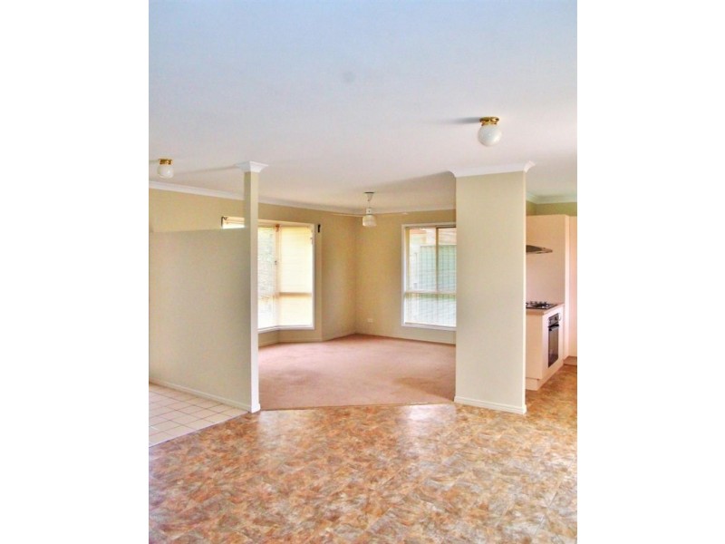 3 Jobson Pl, Crestmead QLD 4132