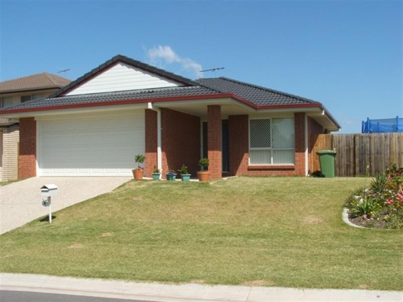 3 Hubner Dr, Rothwell QLD 4022