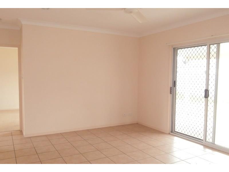 3 Hubner Dr, Rothwell QLD 4022