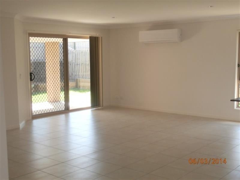 16 Breezeway Dr, Bahrs Scrub QLD 4207