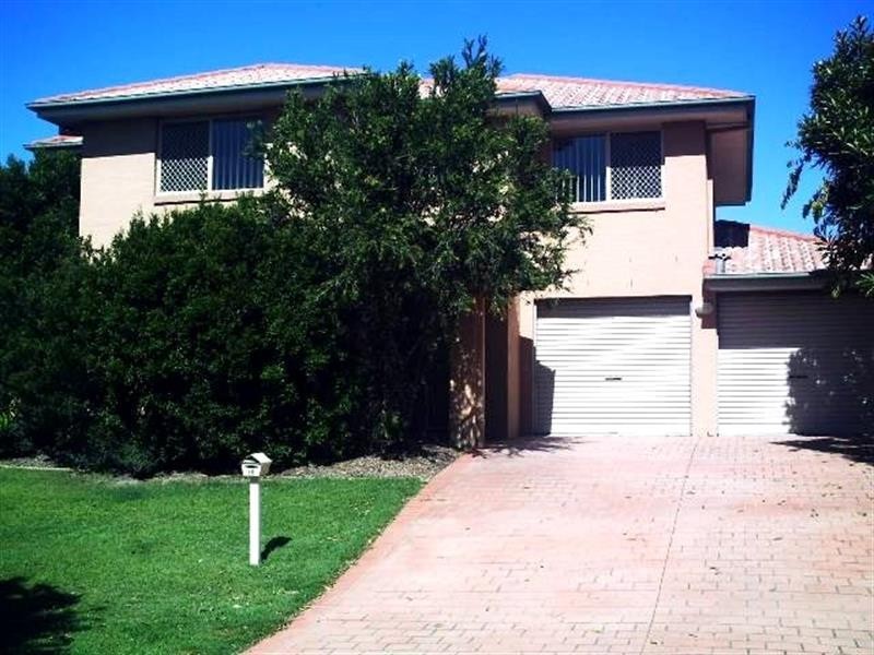 18 Mitchell Pl, Parkinson QLD 4115