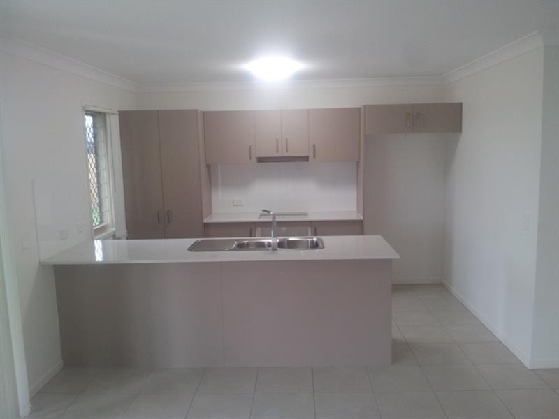 4 Sugar gum  Pl, Ormeau QLD 4208